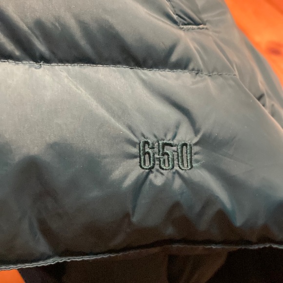 Gorgeous Cabela’s premier northern goose down vest - Picture 4 of 12